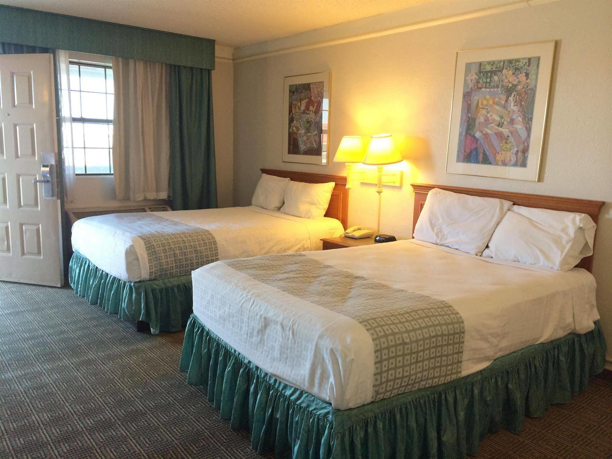 Hemp Inn Oklahoma City South Экстерьер фото